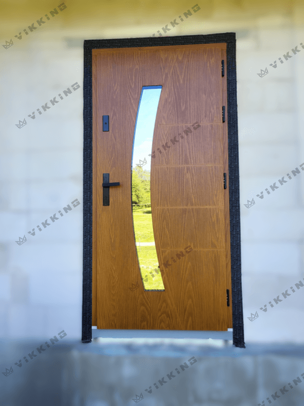 Porta d’ingresso in composito bianca con lamelle e maniglia nera